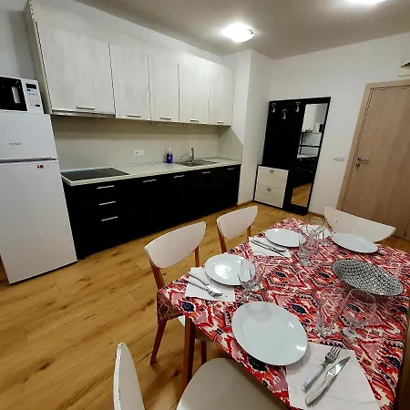 Apartament Topalov *